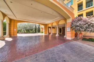 Photo #1: 2346748 Listing