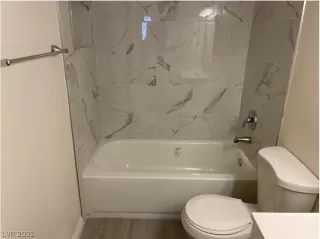 Photo #4: 2346766 Listing 