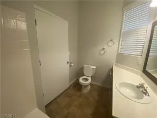 Photo #6: 2346768 Listing 