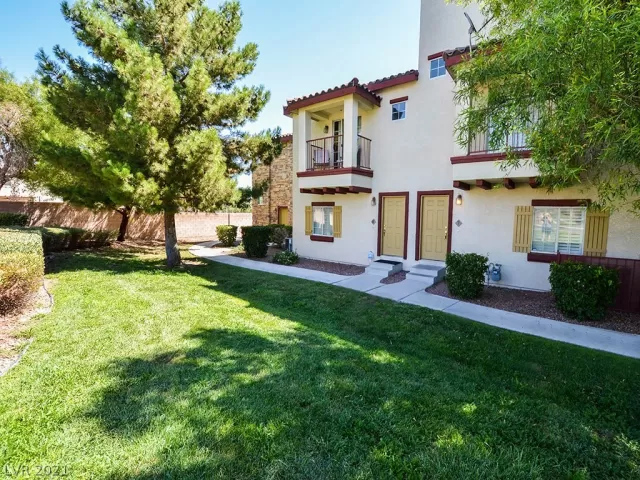 MLS: 2346793 Condo For Sale