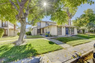 Photo #1: 2346799 Listing 