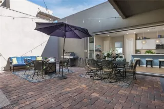 Photo #3: 2346807 Listing 