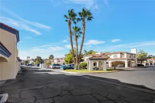 Photo #1: 2346818 Listing