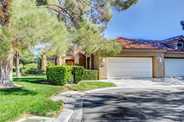 MLS: 2346828 Condo For Sale