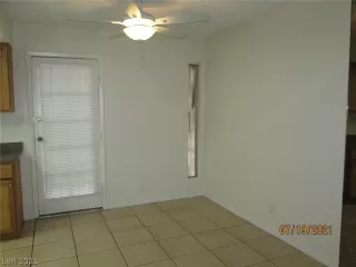 Photo #6: 2346833 Listing 