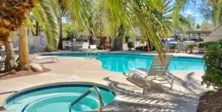 Photo #1: 2346858 Listing 