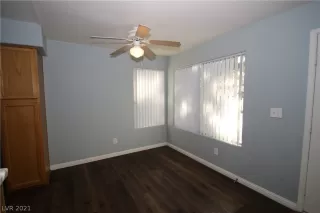 Photo #6: 2346858 Listing 