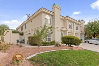 Photo #1: 2346872 Listing 