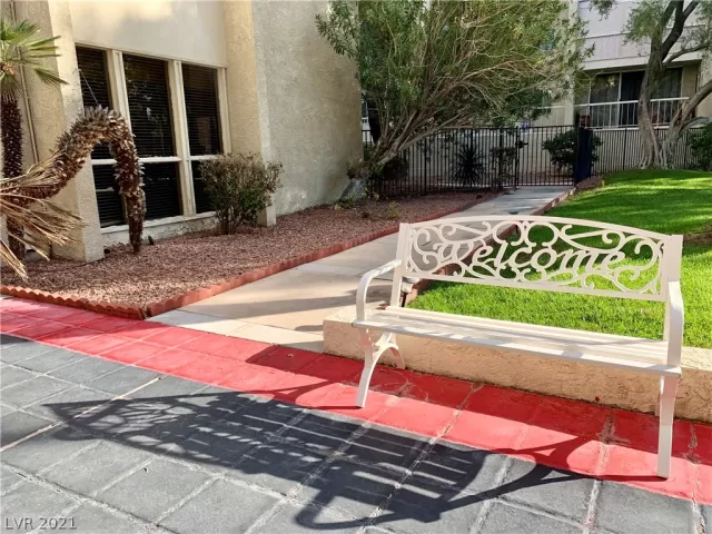 MLS: 2346914 Condo For Sale