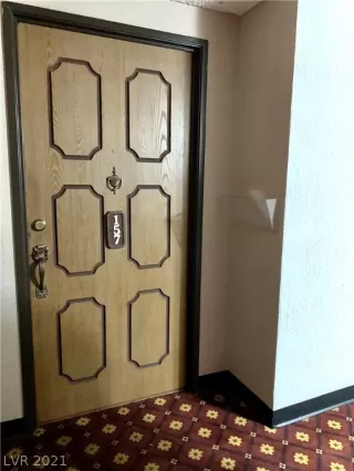 Photo #1: 2346914 Listing