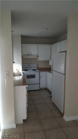 Photo #2: 2346958 Listing