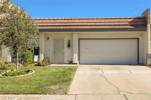 MLS: 2346969 Condo For Sale