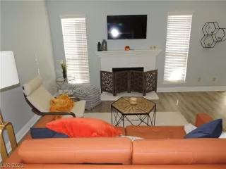 Photo #1: 2347007 Listing