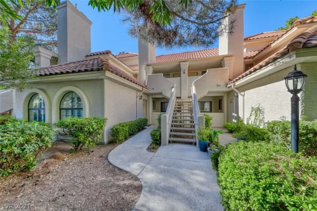 MLS: 2347046 Condo For Sale