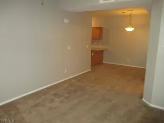 Photo #3: 2347105 Listing 