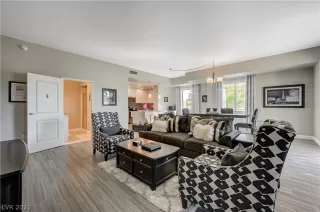 Photo #4: 2347144 Listing 