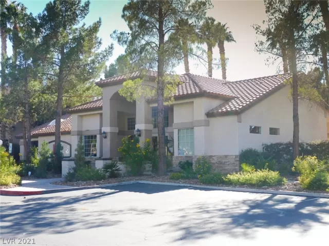 MLS: 2347248 Condo For Sale