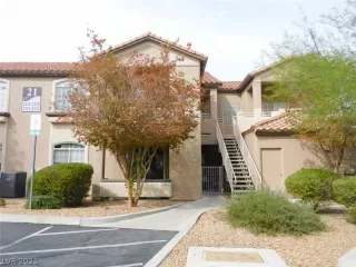 Photo #2: 2347248 Listing