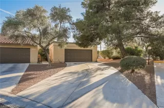 Photo #1: 2347256 Listing