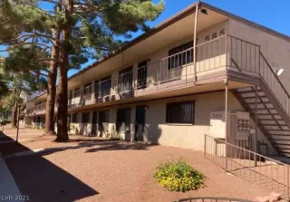 Photo #1: 2347260 Listing 