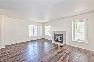 Photo #3: 2347295 Listing 