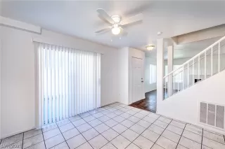 Photo #5: 2347295 Listing 