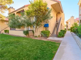 Photo #1: 2347310 Listing