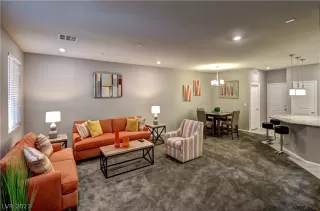 Photo #3: 2347320 Listing 