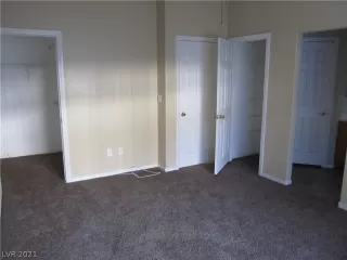 Photo #3: 2347328 Listing