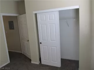 Photo #4: 2347328 Listing