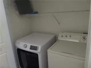 Photo #5: 2347328 Listing