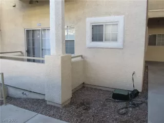 Photo #6: 2347328 Listing