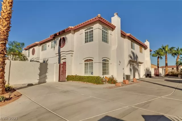 MLS: 2347356 Condo For Sale