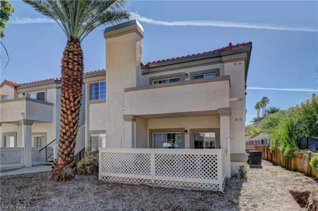 MLS: 2347357 Condo For Sale