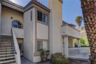 Photo #2: 2347357 Listing