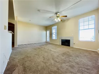 Photo #6: 2347460 Listing