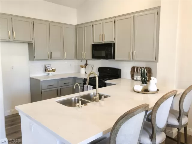 MLS: 2347470 Condo For Sale
