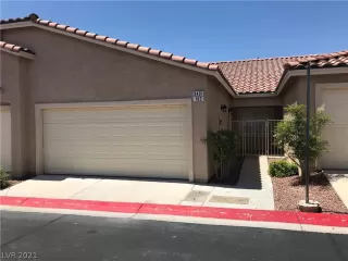 Photo #2: 2347476 Listing