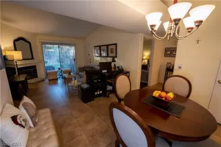 Photo #2: 2347516 Listing