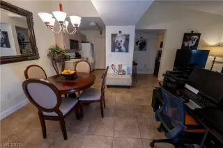 Photo #3: 2347516 Listing