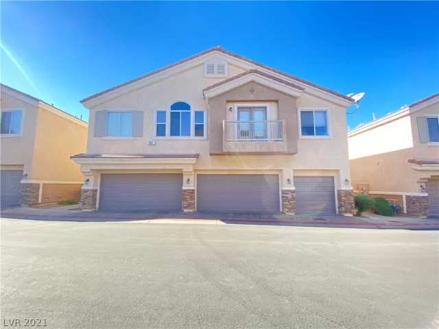 MLS: 2347522 Condo For Sale