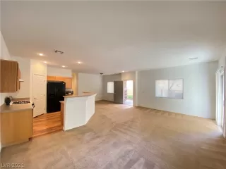 Photo #3: 2347522 Listing 