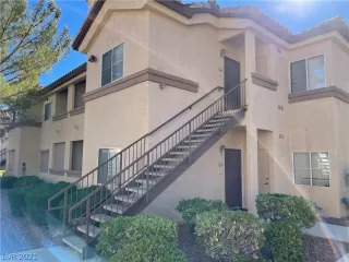 Photo #1: 2347603 Listing