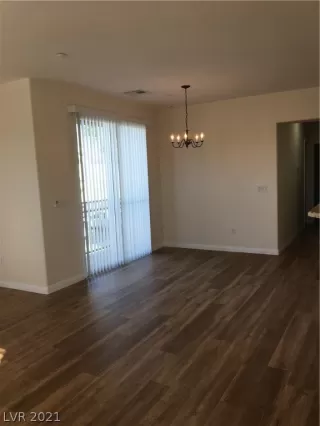 Photo #6: 2347631 Listing