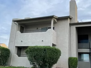 Photo #3: 2347640 Listing