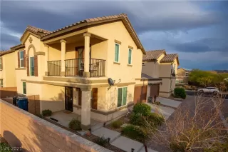 Photo #4: 2347642 Listing 