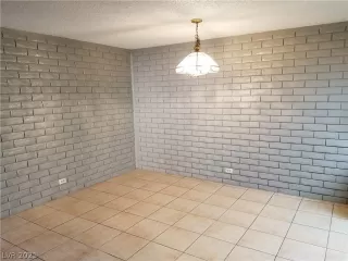 Photo #3: 2347694 Listing 