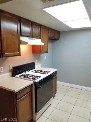 Photo #4: 2347694 Listing 