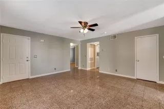 Photo #1: 2347704 Listing 