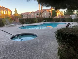 Photo #1: 2347708 Listing